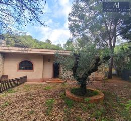 Masia a Nord. Encantadora casa en vilanova i la geltrú