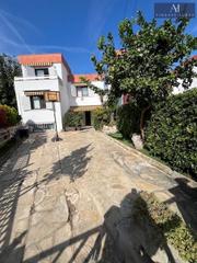 Casa  Carrer mallorca de. Amplia casa en cubelles con piscina y jardn espacioso