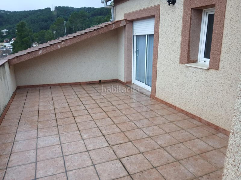 Foto c35d1778-cad5-4560-8acb-4bbe6a3a5334. Casa amb aparcament a Olivella