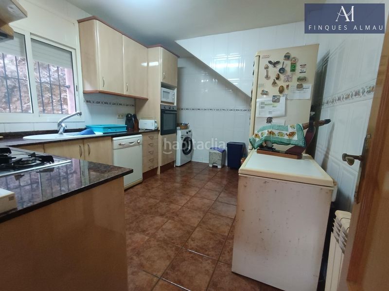 Foto c9a8fede-4719-4ee5-a28f-d1894e78848f. Casa amb aparcament a Olivella