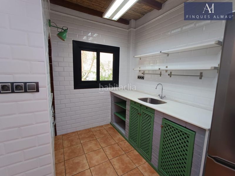 Foto 081d8497-1a87-41b2-8947-cd0daec98474. Casa amb aparcament piscina a Olivella