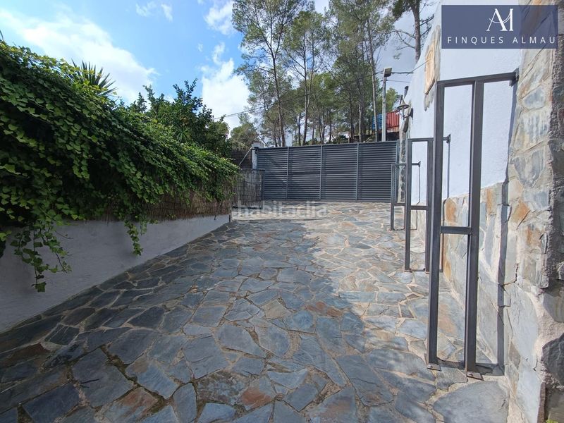 Foto 8e96941f-8f48-4012-8845-7fb6415cb28e. Casa amb aparcament piscina a Olivella