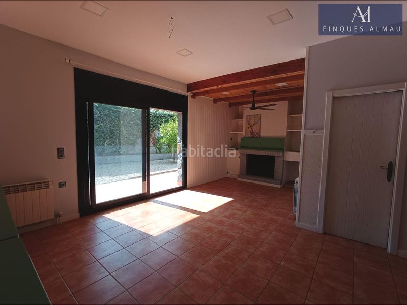 Foto 8ee14961-a6d4-4247-bf9d-af7d1c209813. Casa amb aparcament piscina a Olivella