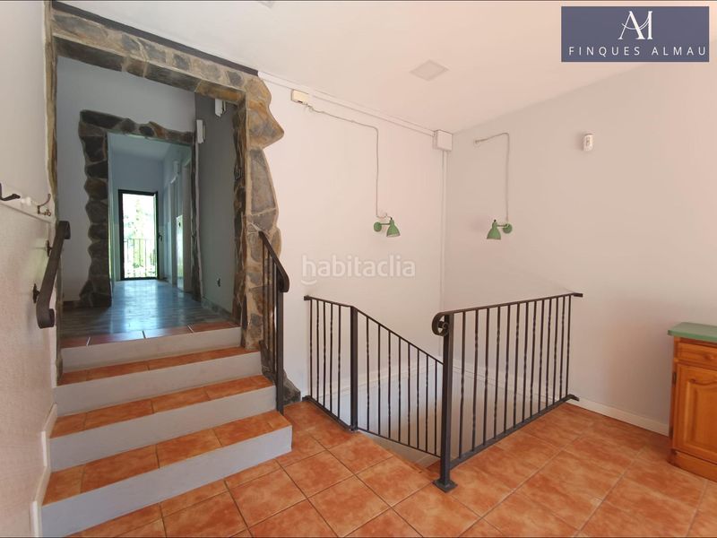 Foto bdf29fdf-fb16-4d81-bbc9-08a80a914f3f. Casa amb aparcament piscina a Olivella