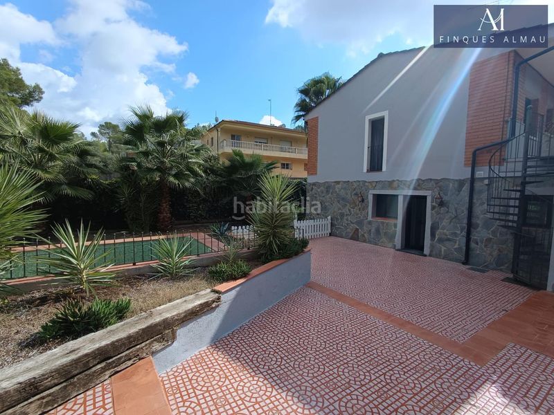 Foto eb71e7bb-4cf6-42f1-b0eb-2fb9f66b4c4d. Casa amb aparcament piscina a Olivella