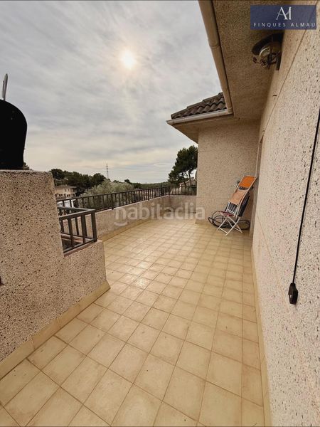 Foto 90bc1fa0-49c5-4706-924c-a481aff0dedb. Casa adossada amb aparcament a costa Cunit - els jardins - els rosers Cunit