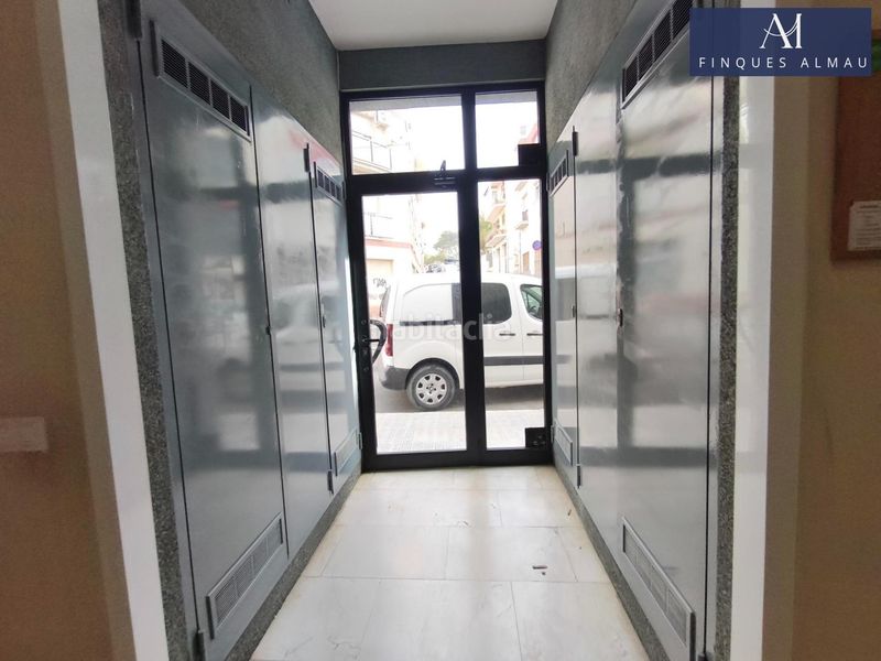 Foto a25cc732-62a5-4251-8a9c-c97cd55d65dc. Pis amb calefacció aparcament a Les Roquetes Sant Pere de Ribes