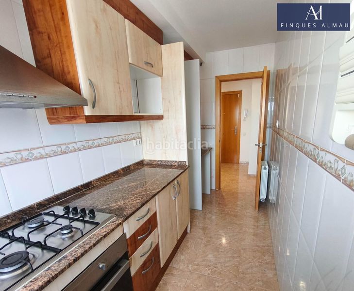 Foto b909cb7d-dad7-4fa9-a4c5-6b8a903181ff. Pis amb calefacció aparcament a Les Roquetes Sant Pere de Ribes