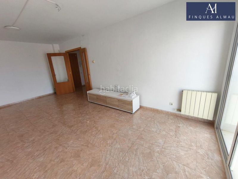 Foto b9ce6c82-2ca3-4562-8184-0c24f70077aa. Pis amb calefacció aparcament a Les Roquetes Sant Pere de Ribes