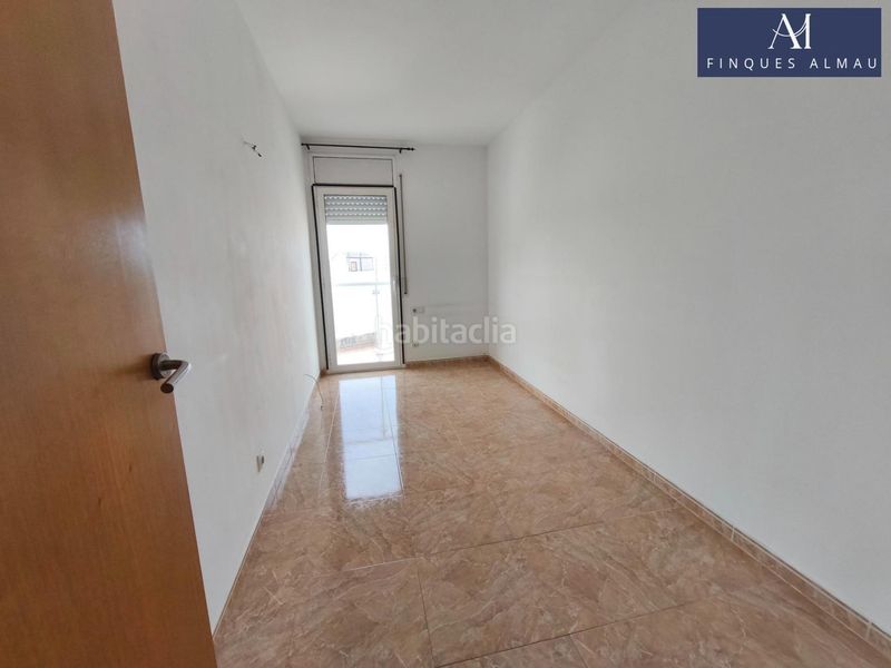 Foto e414bab6-3d10-48bc-a161-1d58b266d76a. Pis amb calefacció aparcament a Les Roquetes Sant Pere de Ribes