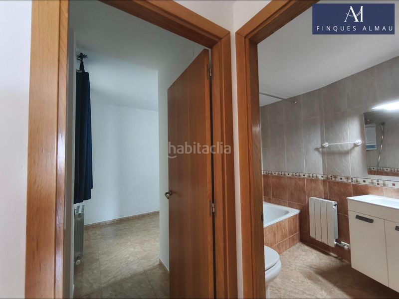 Foto ff0f48ff-3ac1-40fd-9071-853c9979e3c3. Pis amb calefacció aparcament a Les Roquetes Sant Pere de Ribes