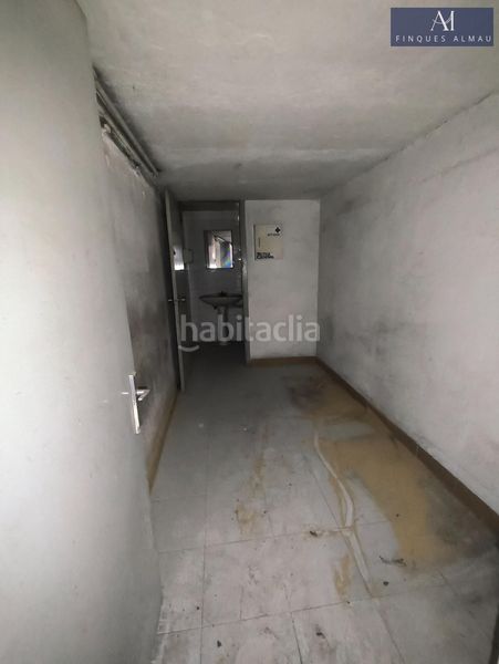 Foto eca24d58-c496-4fee-a3cb-796d69310457. Local comercial a Nord Vilanova i la Geltrú
