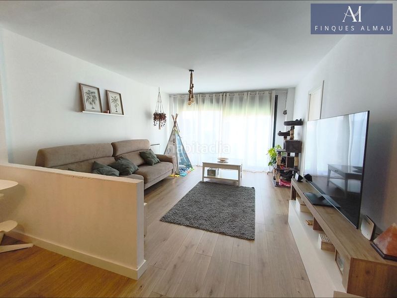 Foto 15affac8-3243-48c5-b97d-353cfc91e80c. Casa adossada amb calefacció aparcament a Segur de dalt Segur de Calafell