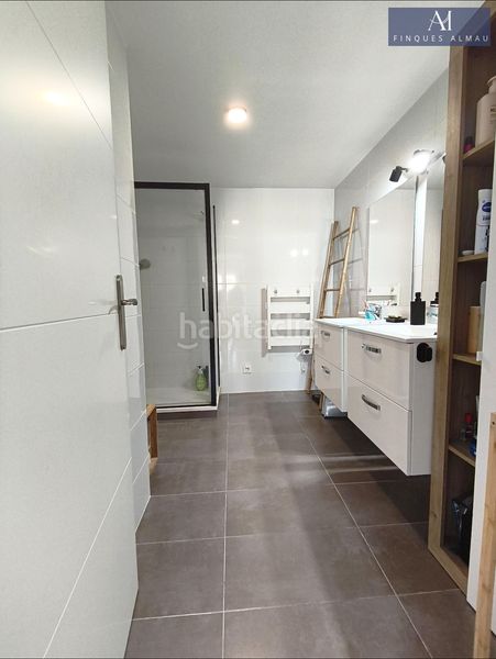 Foto 7f0bbc21-d7f3-4e6a-8f5f-37bdb0f85c0f. Casa adossada amb calefacció aparcament a Segur de dalt Segur de Calafell