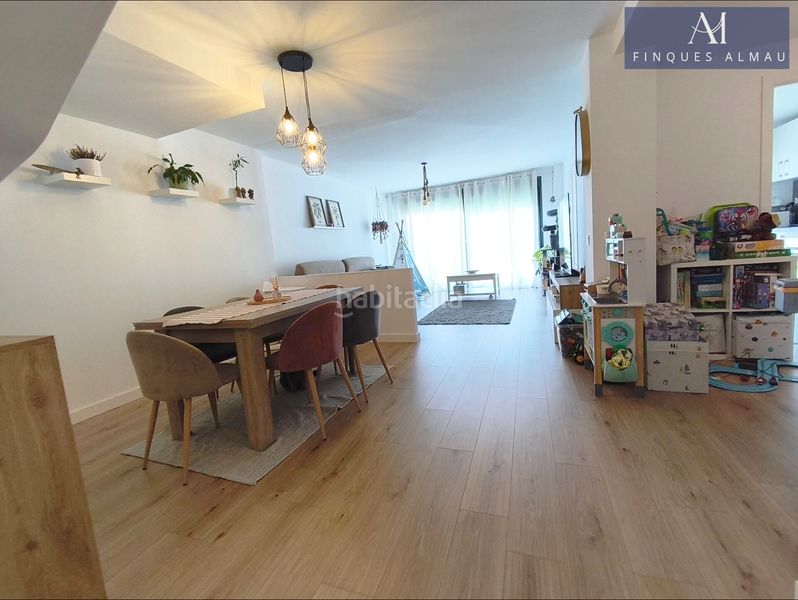 Foto b05addb3-0f1b-4e44-8e73-3da92482c6ee. Casa adossada amb calefacció aparcament a Segur de dalt Segur de Calafell