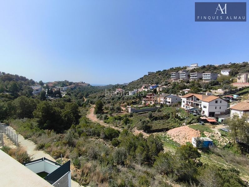 Foto be9a71a7-499d-40b0-9e2c-1bfb7324a1c5. Casa adossada amb calefacció aparcament a Segur de dalt Segur de Calafell