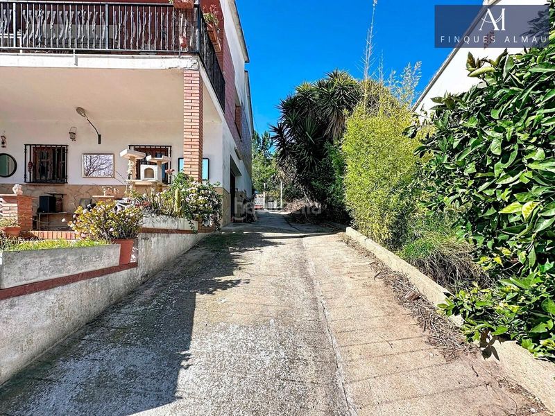 Foto eb3b37ba-dda1-49b5-b105-e05436021dd2. Casa amb calefacció piscina a Olivella