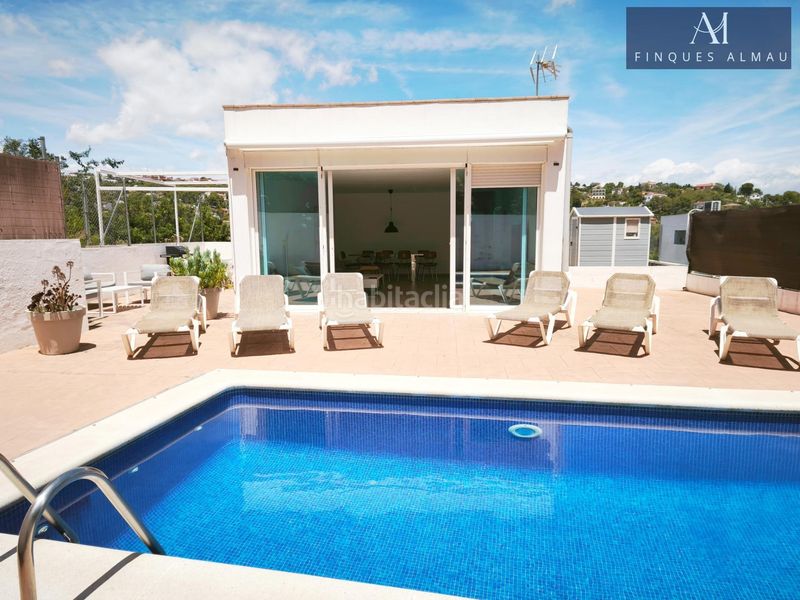 Foto ddd02cfc-b6ad-4898-ab39-525788c6abe4. Casa amb calefacció aparcament piscina a Olivella