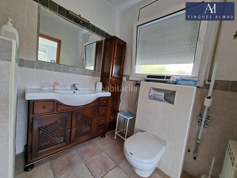 Foto 5f918705-7364-4633-bb77-af13552b7837. Casa amb calefacció aparcament a Olivella