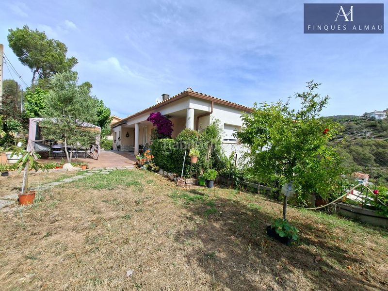 Foto a37e8924-8fcf-45c6-bbc7-a85d3183c024. Casa amb calefacció aparcament a Olivella