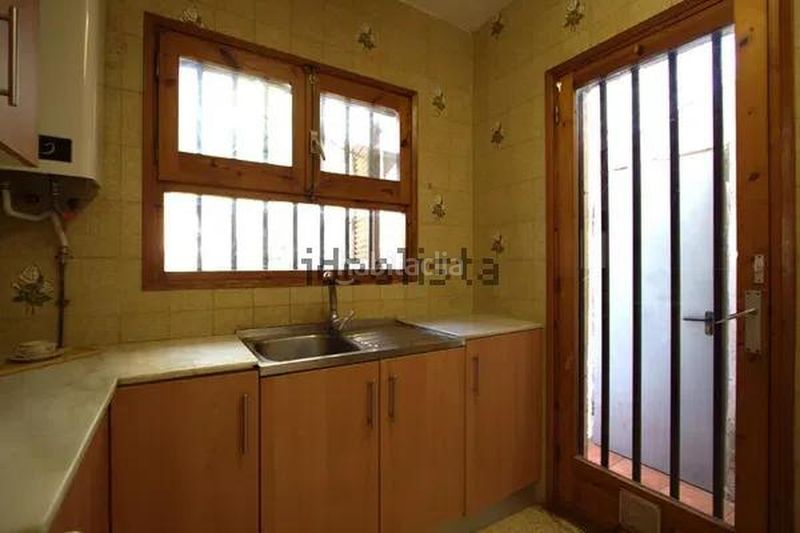Foto 80f21e35-f103-4921-880e-925065287f7c. Casa amb aparcament a L´Ametlla de Mar Ametlla de Mar (L´)