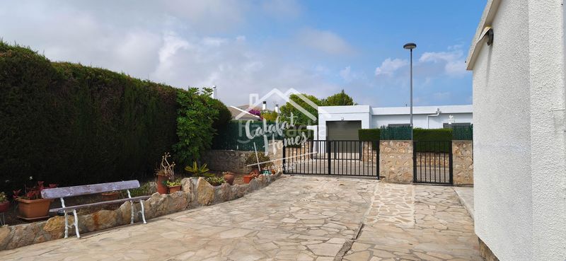 Foto 6ce32498-f52b-41b1-8057-0620e9e50b71. Casa amb calefacció aparcament piscina a Les Tres Cales Ametlla de Mar (L´)
