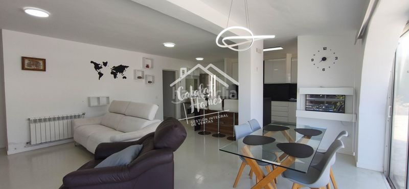 Foto f22e56ba-251d-4b40-8a17-953f379ea3e4. Casa amb calefacció aparcament piscina a Les Tres Cales Ametlla de Mar (L´)