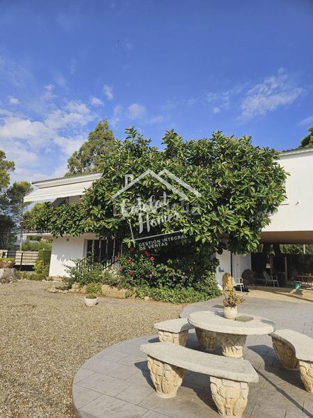 Foto b9a7946d-c4d7-46a4-9977-f4c7c1ce148e. Casa amb aparcament a L´Ametlla de Mar Ametlla de Mar (L´)