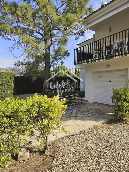Foto eb5fea7d-e806-4979-8339-6fba28d61df8. Casa amb aparcament a L´Ametlla de Mar Ametlla de Mar (L´)