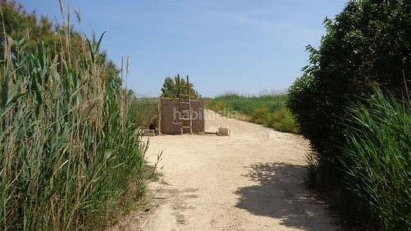 Foto d388fec4-dced-44cd-bb96-326a46269d32. Terreny residencial a Centre Tortosa