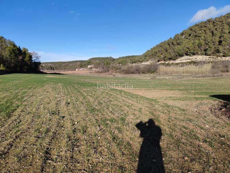 Foto 2a866cd9-a235-4058-a25c-3b147aa051a3. Finca rústica a Vinaixa