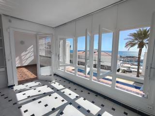 Location Rez-de-chaussée à Aiguadolç - Sant Sebastià. Fabuloso piso con vistas al mar de 3 dormitorios!