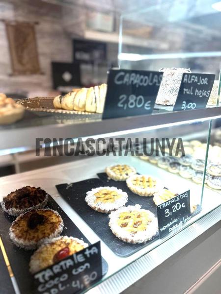 Foto 3b6d75cc-02f3-4ec6-b4d5-31e503e3d0d8. Alquiler local comercial bar cafetería en traspaso en Vilanova i la Geltrú