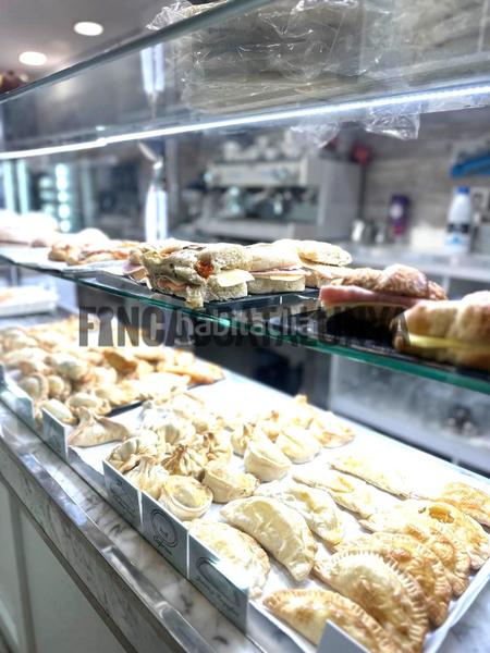 Foto d46d6172-0681-4213-be12-b550f0372fba. Alquiler local comercial bar cafetería en traspaso en Vilanova i la Geltrú