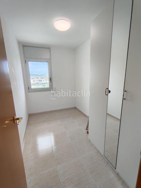 Foto 12fee5bd-6bcc-4838-b858-699294f00f21. Piso  en complejo residencial frente al mar en Cubelles