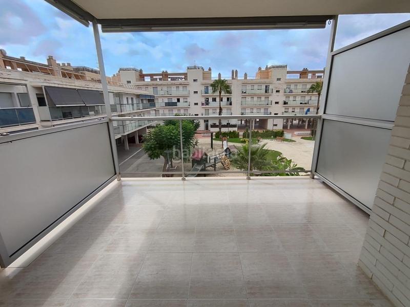Foto 3f388e9e-4dad-454f-8d93-db86d98261fe. Piso  en complejo residencial frente al mar en Cubelles