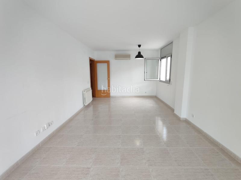 Foto 7e3f355f-87ec-4938-a91f-49c8c7a8461f. Piso  en complejo residencial frente al mar en Cubelles