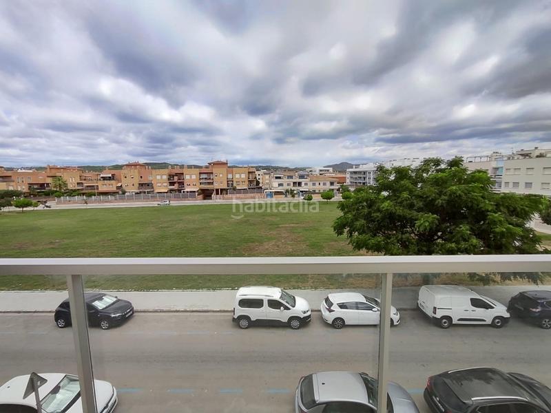 Foto 99e5e8dd-ae23-473d-8801-45294eaaa238. Piso  en complejo residencial frente al mar en Cubelles
