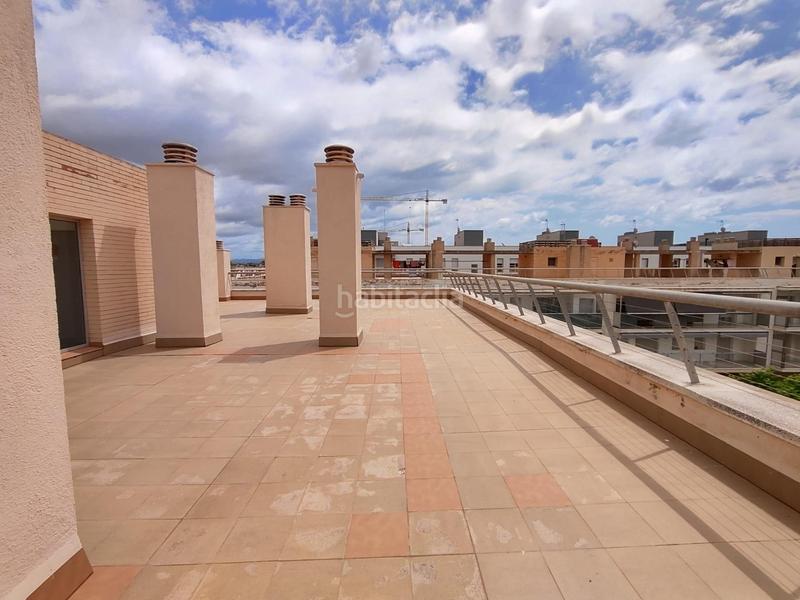 Foto e3b452a8-bc3c-4651-9937-400a850fe4ab. Piso  en complejo residencial frente al mar en Cubelles