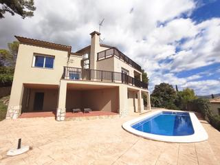 Haus in Olivella. Fabulosa casa en las colinas olivella