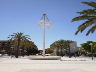 Pis a Les Roquetes. Piso con luz natural y muchas posibilidades en el centro de les