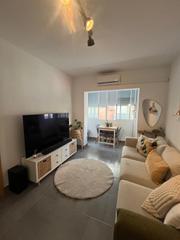 Pis a San Antonio. Luminoso piso reformado, ubicado en una de las mejores zonas de