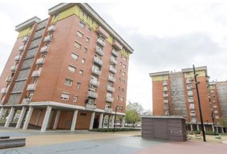 Flat  Plaza can monic. Pis ocupat en venda a granollers - oportunitat inversors