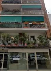 Etagenwohnung  Avinguda del mediterrani. Pis ocupat en venda a pineda de mar- oportunitat inversors