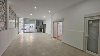 Affitto Ufficio  Calle de san vicente. Planta baja con posibilidad de local de negocio