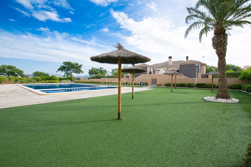 Foto 87b2d6c0-8cc2-4e0f-b613-2e149068309a. Apartament amb calefacció piscina a Los Arenales del Sol Elche / Elx