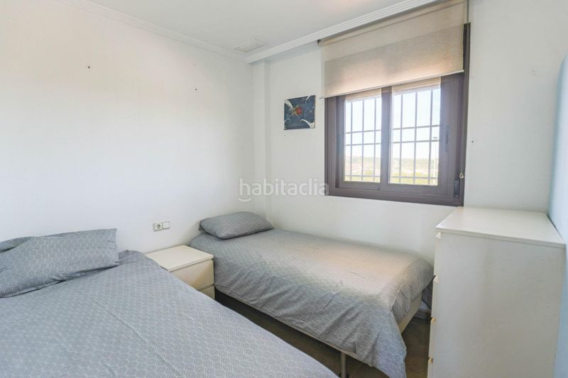 Foto f8e4c6d1-88df-44fc-a16d-1b7c75c46783. Apartament amb calefacció piscina a Los Arenales del Sol Elche / Elx