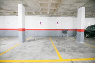 Parking coche en Paseo soria 7. Plaza de garaje en venta  primera lnea, playa carabass.