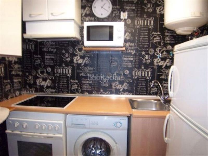 Foto 5a33c5cf-6351-47b5-8b53-e7e83244e4e6. Piccolo appartamento in calle cabo de san vicente 10 iz in Alcorcón