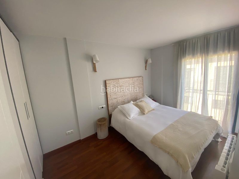 Foto 1fde8307-b6a6-465a-8c5e-8fc02a0a7e91. Casa adossada amb calefacció aparcament a Centre Vidreres